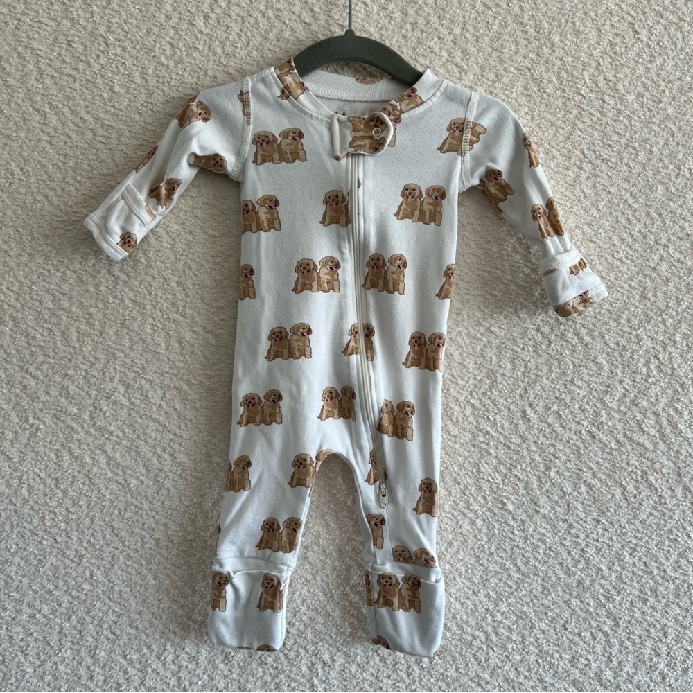 Monica + Andy Baby Dogs Organic Cotton Zipper Pajamas‎ Size Newborn